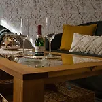 Gute Zeit アパート